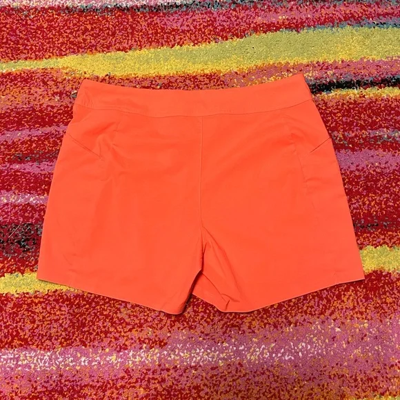 Title Nine Incrediboardie Board Shorts 2.5" - Picture 7 of 8